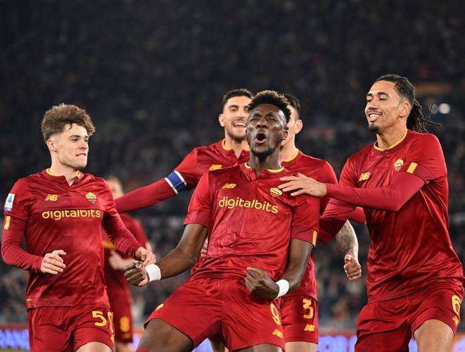 尼斯VS罗马,法甲劲旅对决意甲豪门,小组出线关键战! 尼斯VS罗马,法甲劲旅对决意甲豪门,小组出线关键战!