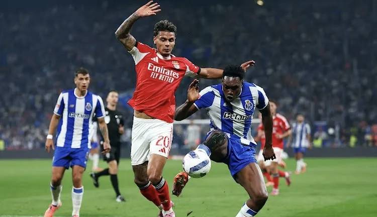 疯了!阿森纳反超利物浦登顶,皇马仅4.9%,10队概率榜藏惊天冷门? 疯了!阿森纳反超利物浦登顶,皇马仅4.9%,10队概率榜藏惊天冷门?