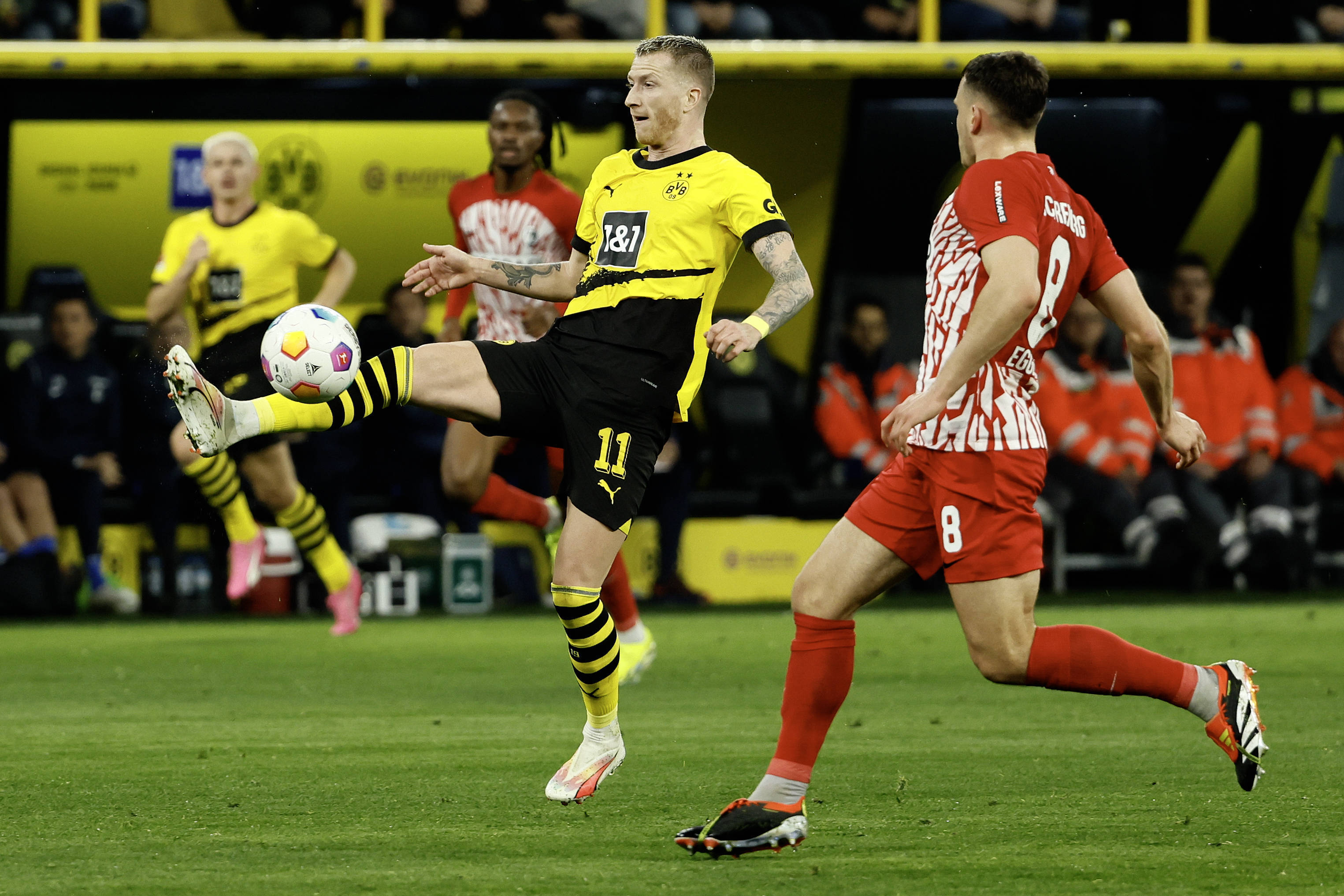 欧冠小组赛:北欧劲旅迎战德甲豪强——哥本哈根VS多特蒙德赛前全方位解析与比分预测 欧冠小组赛:北欧劲旅迎战德甲豪强——哥本哈根VS多特蒙德赛前全方位解析与比分预测